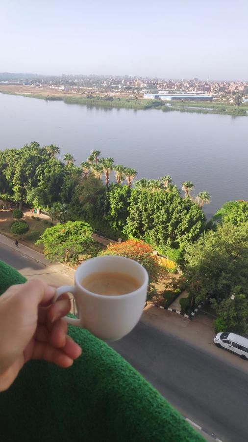 Nile Pyramidal View Apartment El El Cairo Exterior foto